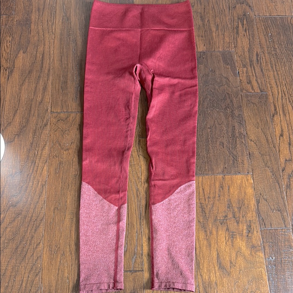 Stylish' Red Leggings